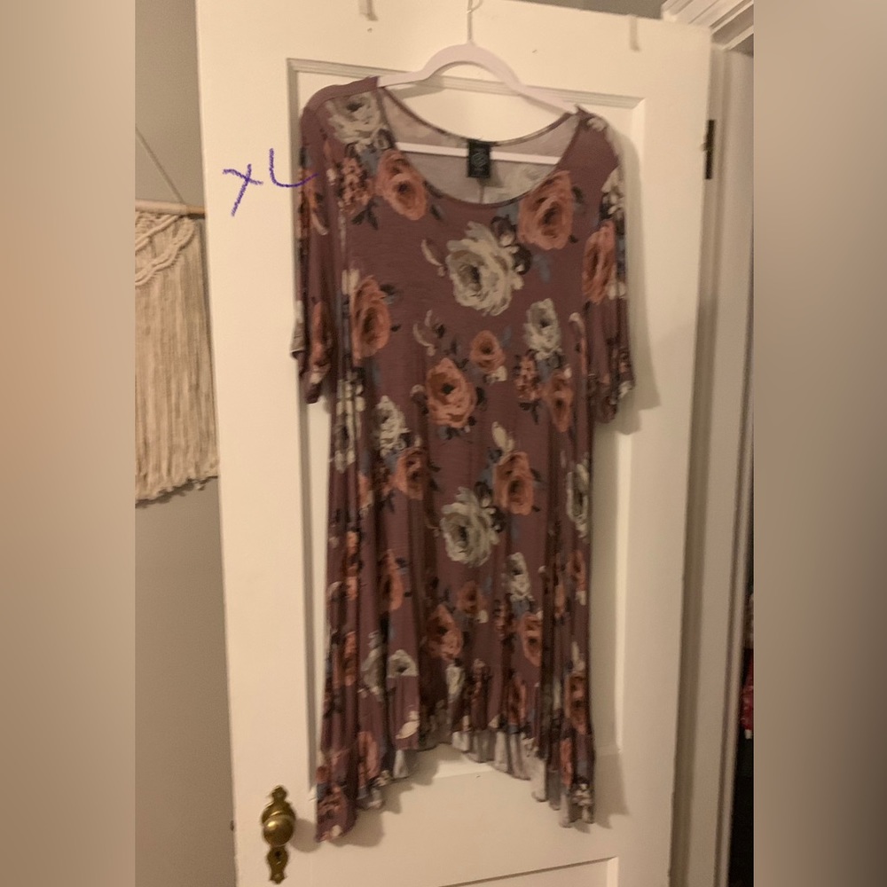 Agnes And Dora ruffle hem floral dress.